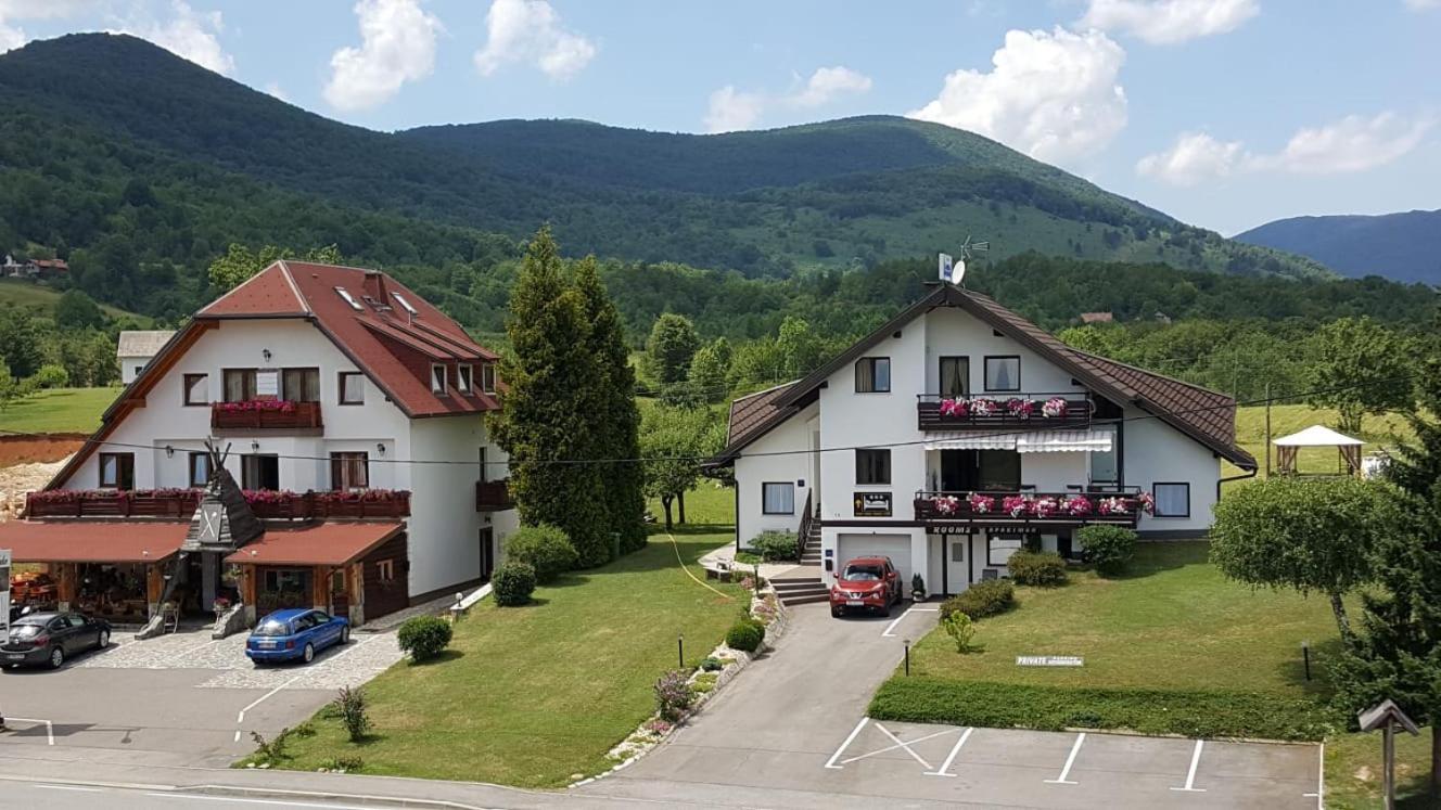 Vukovic House Hotel Seliste Dreznicko Exterior photo